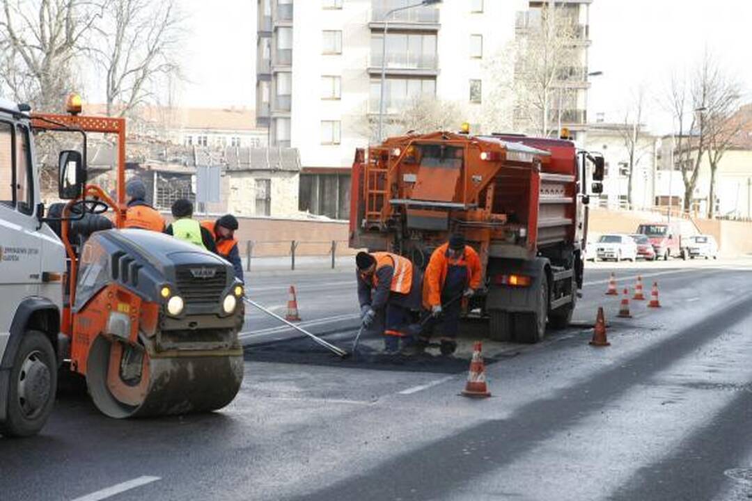 Kelininkai planuoja atleisti 1 tūkst. darbuotojų