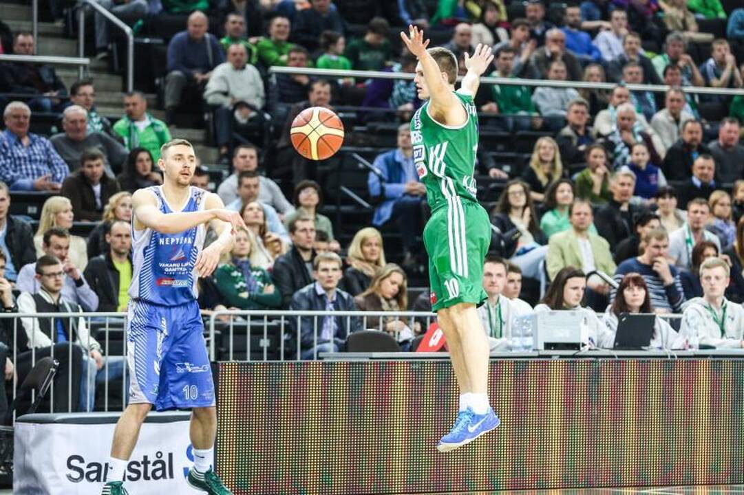 „Žalgiris“ smogė „Neptūnui“ ir yra per žingsnį nuo finalo (komentarai)