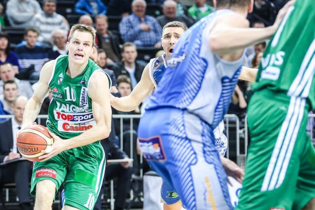 „Žalgiris“ smogė „Neptūnui“ ir yra per žingsnį nuo finalo (komentarai)