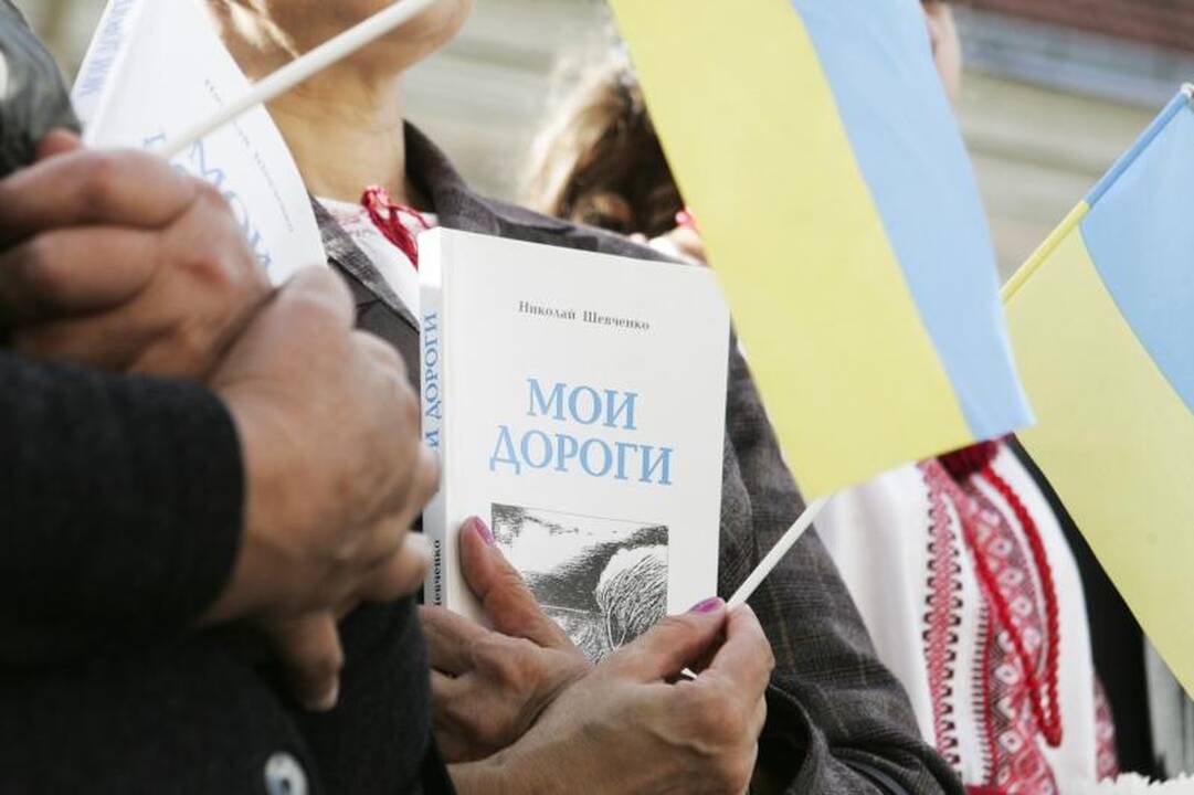Sostinėje atidengtas paminklas T.Ševčenkai