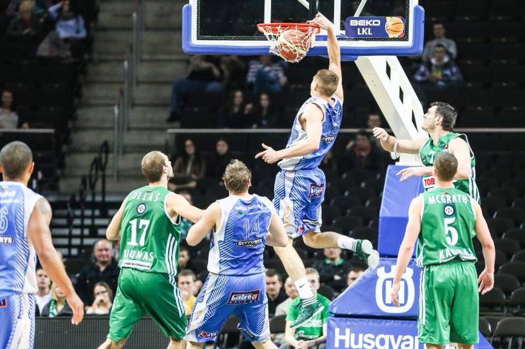 „Žalgiris“ smogė „Neptūnui“ ir yra per žingsnį nuo finalo (komentarai)