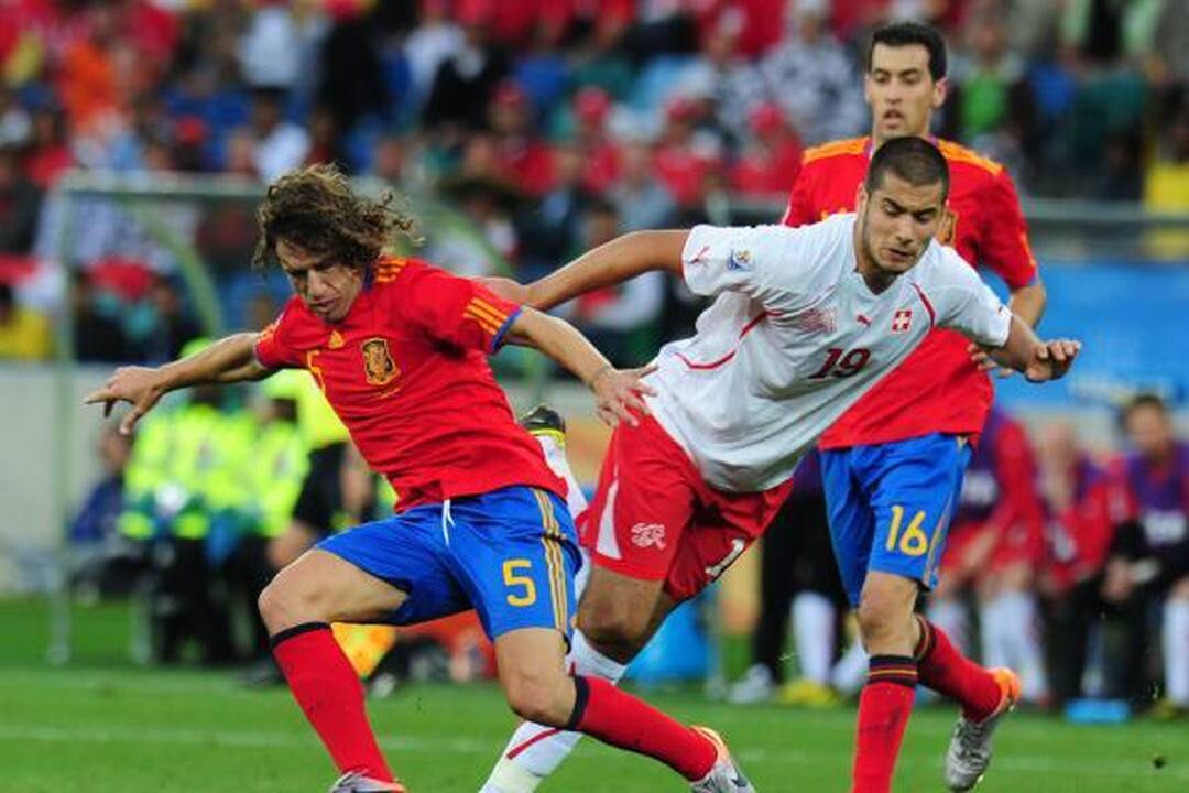 Šveicarai sensacingai parklupdė Europos čempionus ispanus
