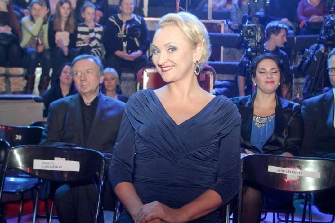 „Moterys meluoja geriau“ apdovanojimuose – žvaigždžių spindesys