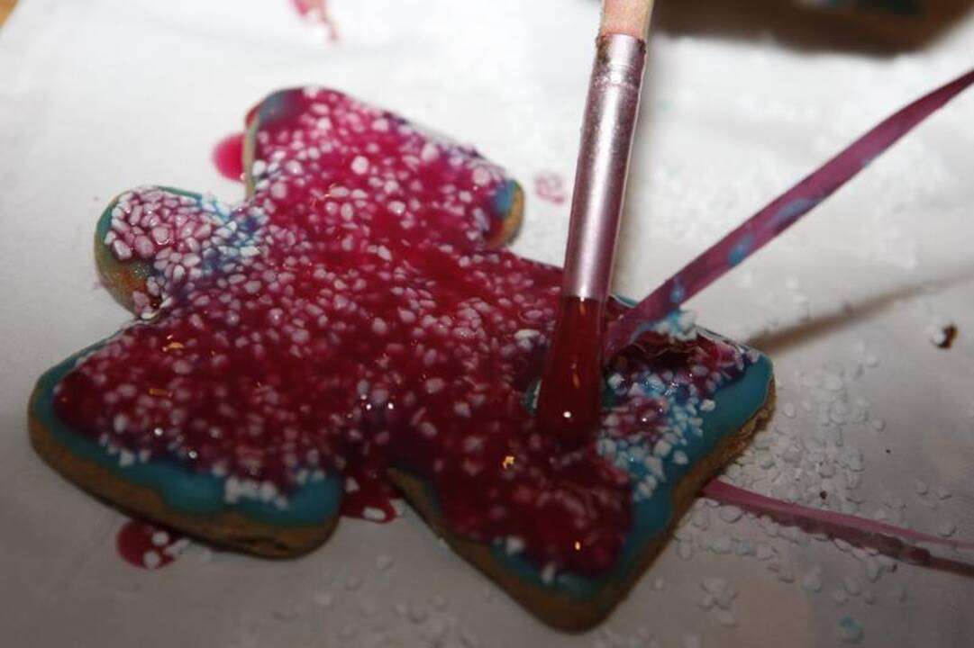 Klaipėdiečių vaikai veržėsi spalvinti meduolius