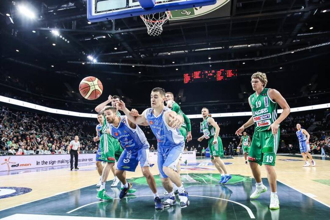„Žalgiris“ smogė „Neptūnui“ ir yra per žingsnį nuo finalo (komentarai)