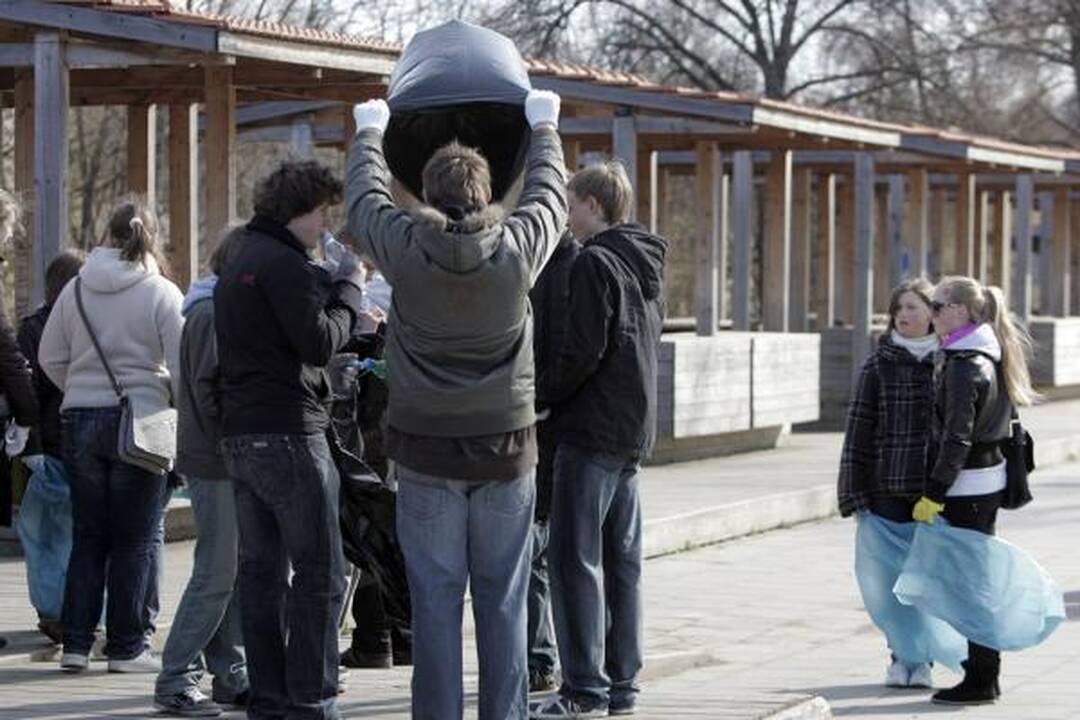 Į "Darom 2010" talką "Vilniaus diena" kvietė su dovanomis