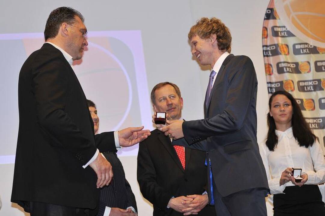 Ant žalgiriečių rankų – spindintys LKL čempionų žiedai