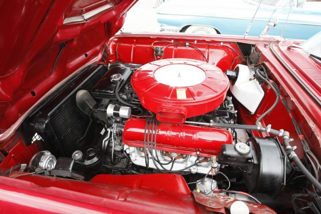 Palangą okupavo amerikietiški automobiliai