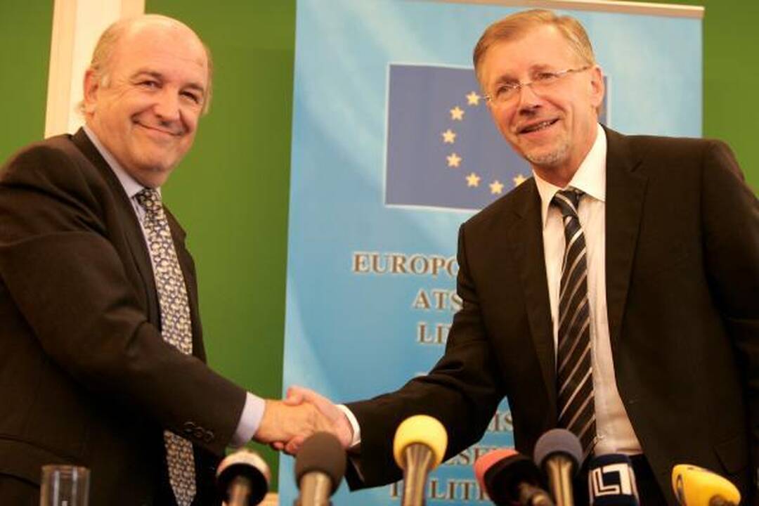 Eurokomisaras euro Lietuvai greitai nežada