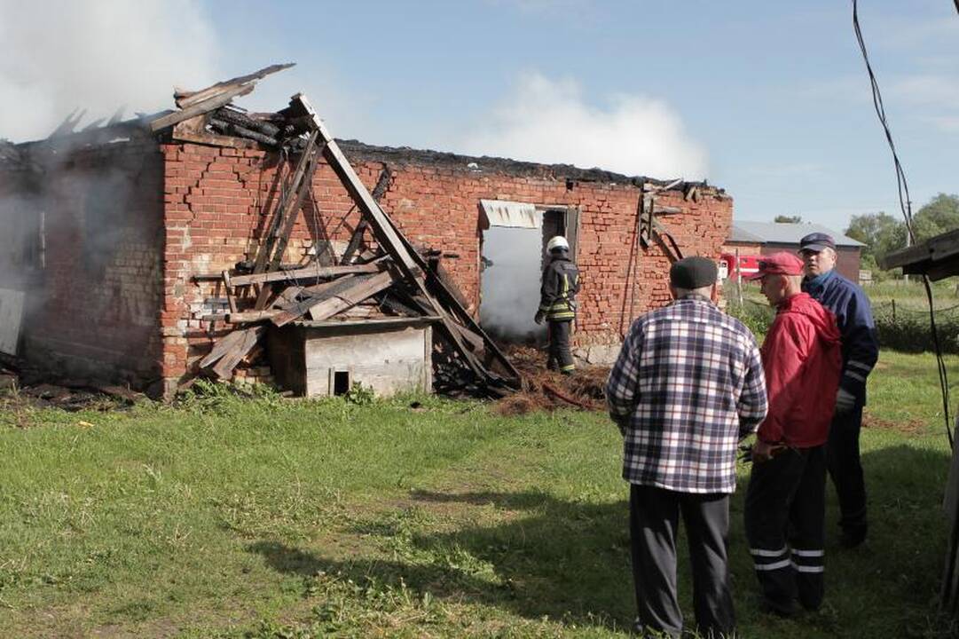 Klaipėdoje Žardupės gatvėje siautė liepsnos