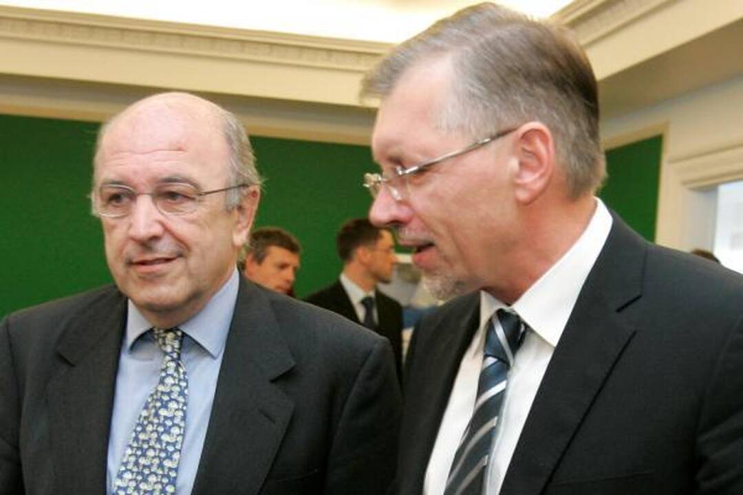 Eurokomisaras euro Lietuvai greitai nežada