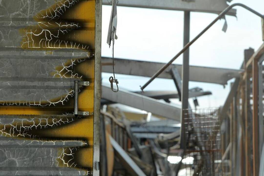 Per gaisrą Gariūnuose sudegė ir prekeivių gyvenimai