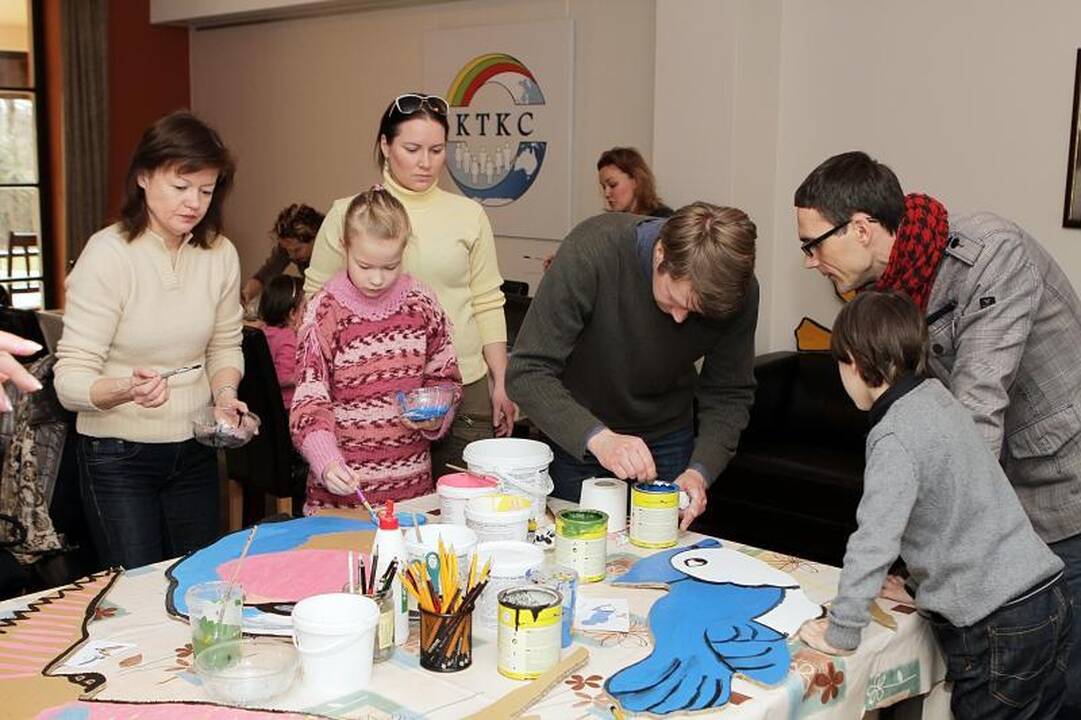 Vaikai gamino paukščius Skulptūrų parkui