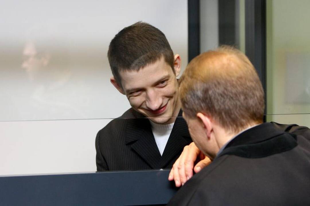 Už sieros rūgštimi suluošintą gyvenimą – 11 metų nelaisvės