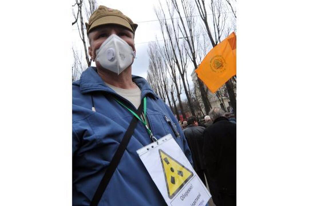 Ukrainoje dėl pašalpų Černobylio padarinių likviduotojams mažinimo protestavo 2 tūkst. žmonių
