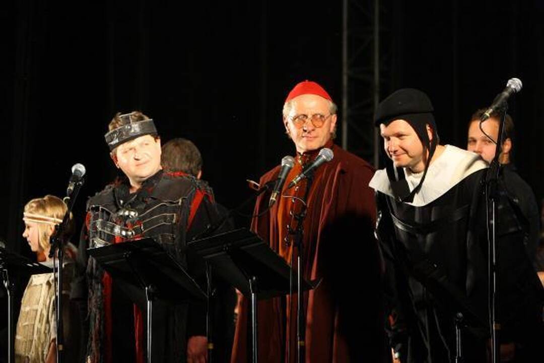 Kaune suskambo „Karalius Mindaugas“