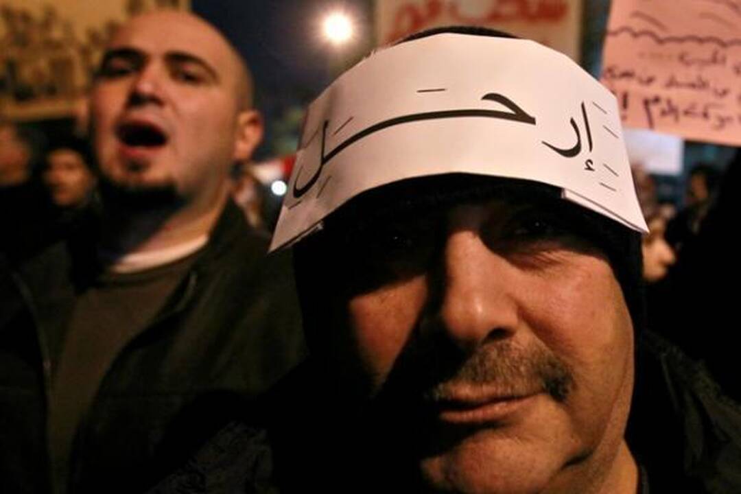 Egipto vyriausybės įspėjimai dėl griežtų priemonių nebaugina protestuotojų