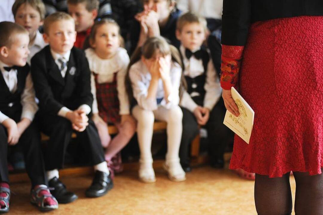 Garsenybės globos namų vaikams dovanojo dėmesį