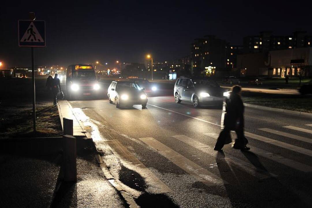 Vienas perėjas geriau apšvies, kitas gal visai panaikins