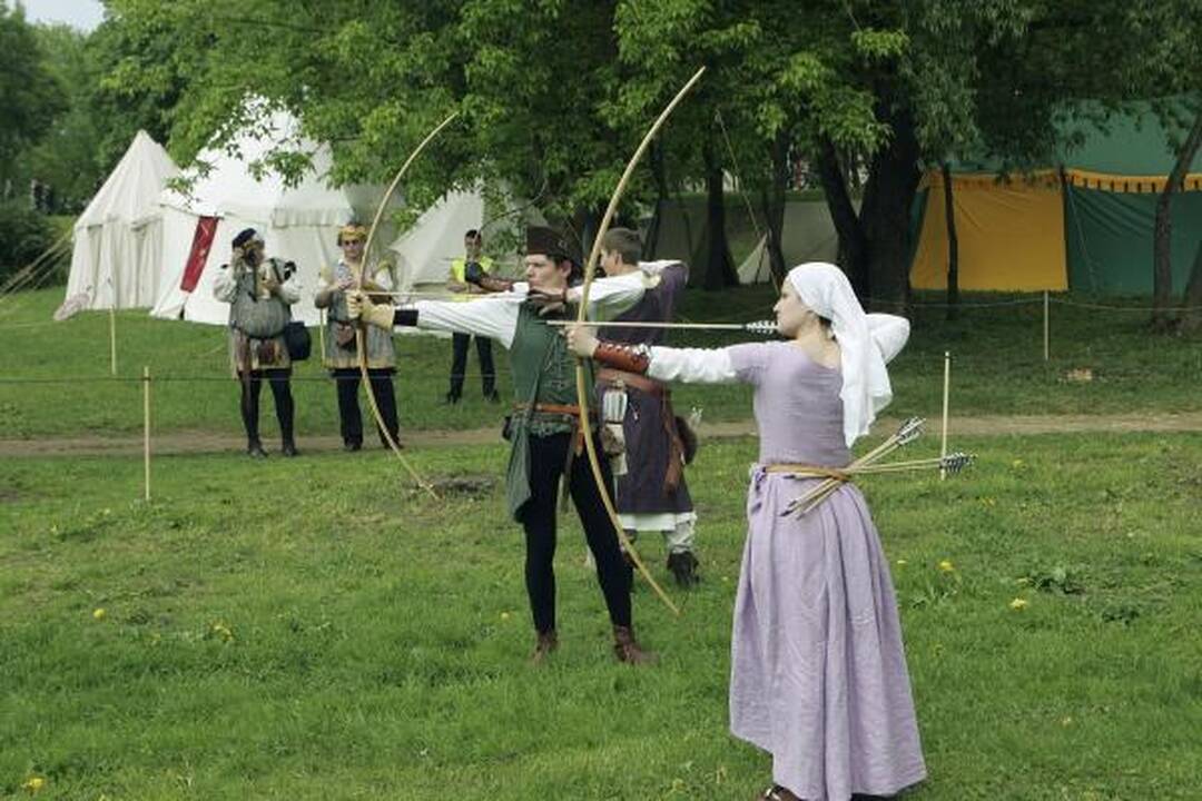 Eidami į Hanzos dienas nepamirškite skėčio ir patogios avalynės