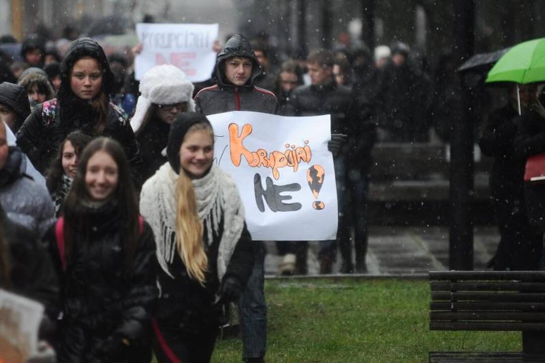 Kaune moksleiviai garsiai šaukė: kyšiams – ne!