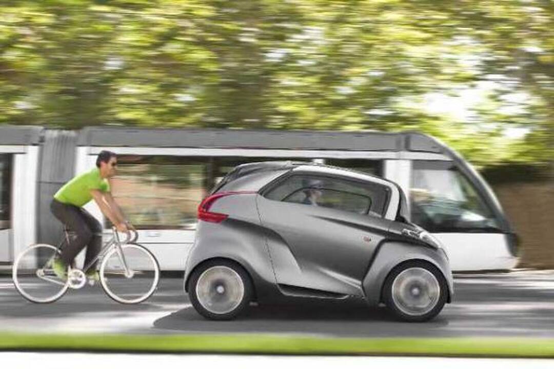 Paryžiaus automobilių paroda: „Peugeot“ rytojaus mobilumas