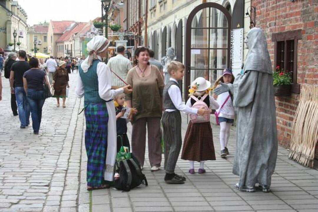 Eidami į Hanzos dienas nepamirškite skėčio ir patogios avalynės