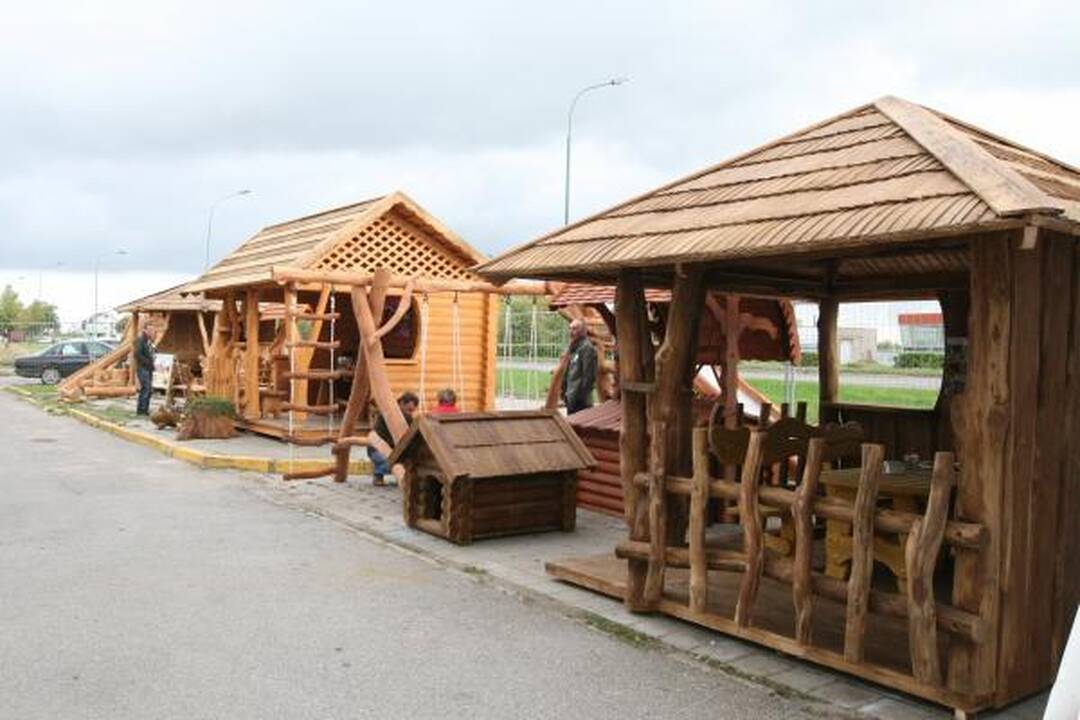 Klaipėdoje šurmuliuoja namų paroda