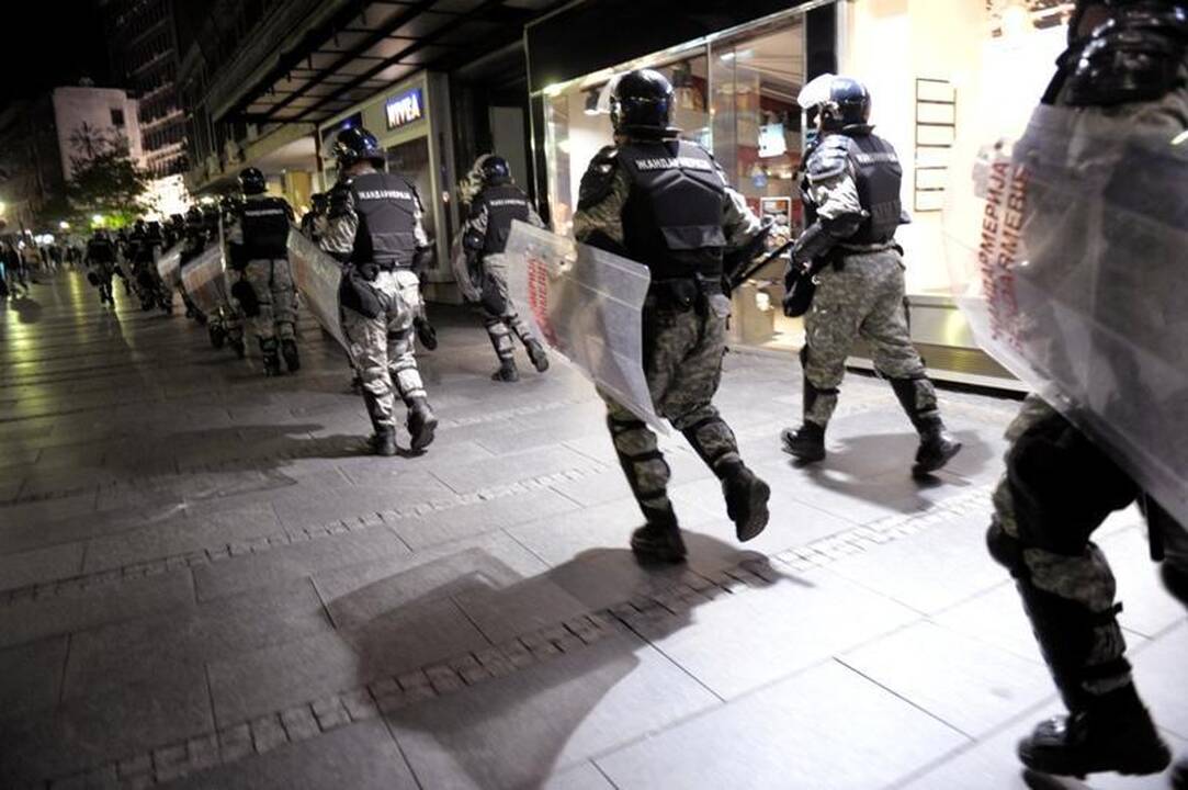Serbija: protestas prieš R.Mladičiaus areštą virto riaušėmis