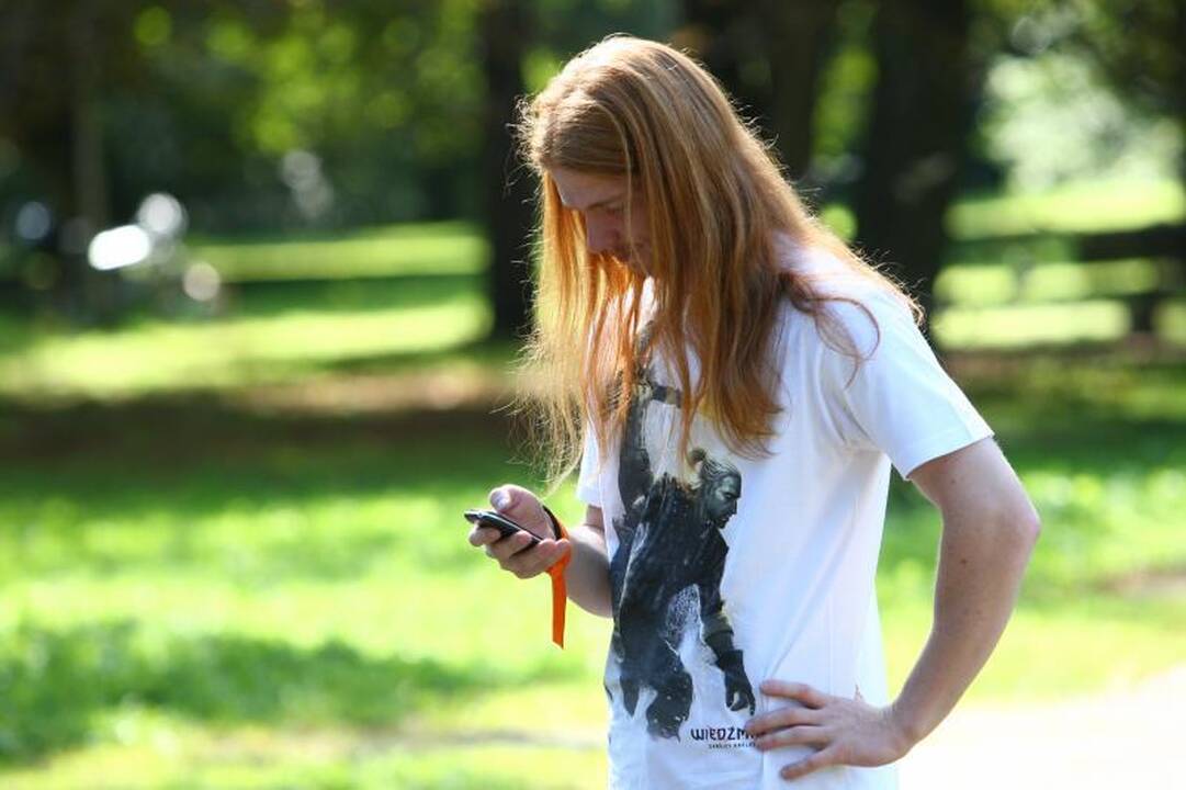 Sostinėje saulės spinduliais džiaugėsi susirinkę raudonplaukiai