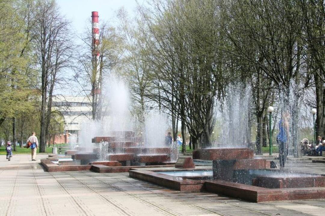 Jau penkioliktą sezoną uostamiestį gaivins fontanas