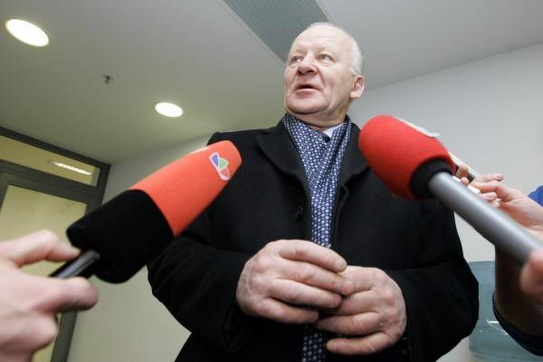 Vilniaus savivaldybėje darbą pradėjo du merai