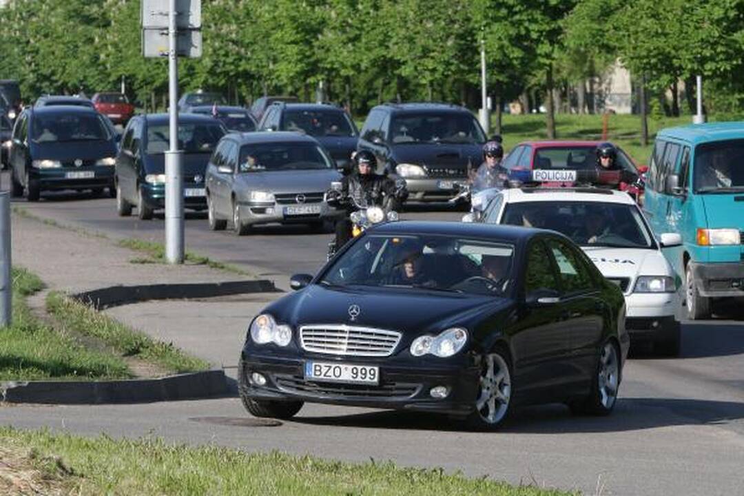 D.Kedžio dukra pasimatė su motina L.Stankūnaite (papildyta)
