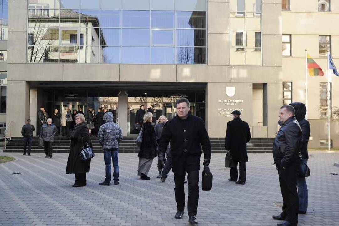 Pranešimas apie sprogmenį išvaikė Kauno apygardos teismą