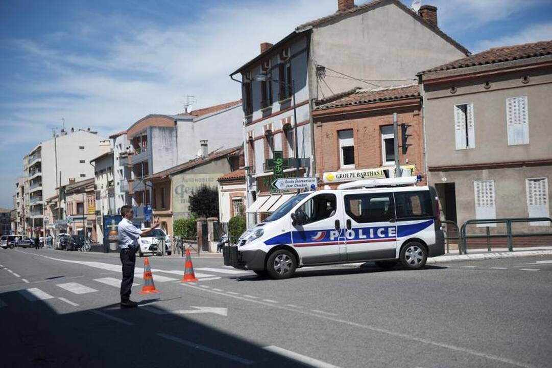 Prancūzų policija suėmė įkaitus banke paėmusį „al Qaeda“ kovotoją