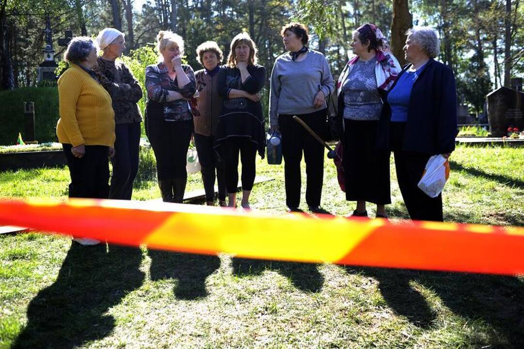 Gaisras sunaikino Paštuvos bažnyčią Kauno rajone   