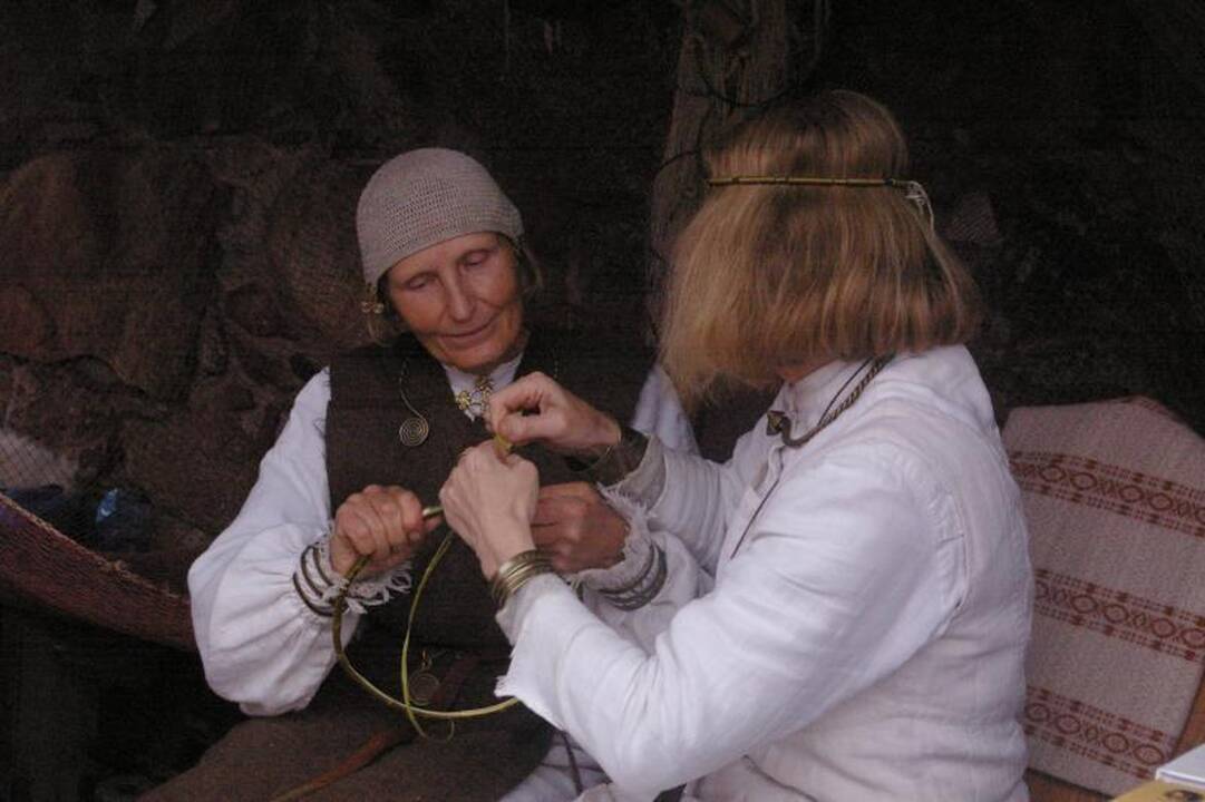Lietingą savaitgalį Trakų pilis gyveno Viduramžių ritmu