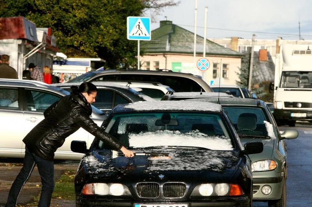 Pirmasis sniegas Kaune: 8 avarijos, tačiau žmonės nesužaloti