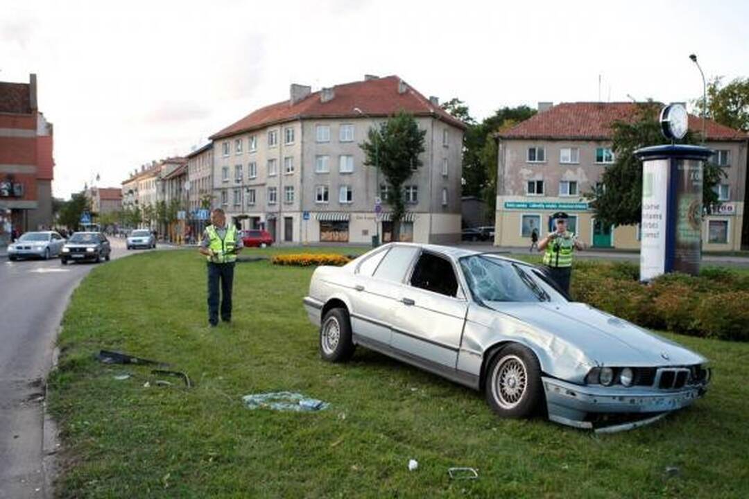 Klaipėdos centre vertėsi BMW