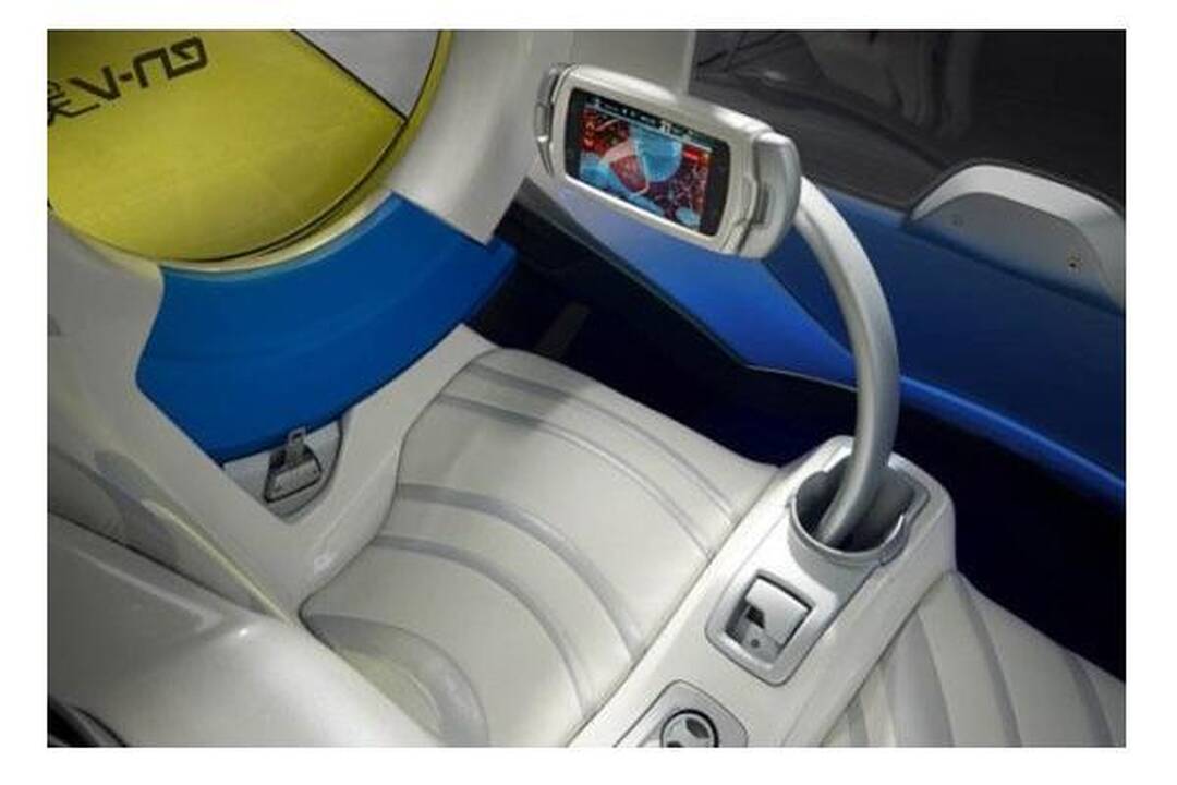 Pristatyti ateities automobilių prototipai
