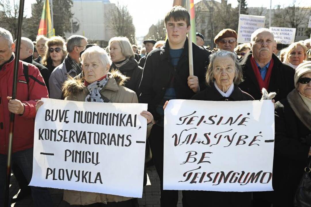 Mitingo dalyviai pakviesti į Garliavą stebėti pareigūnų