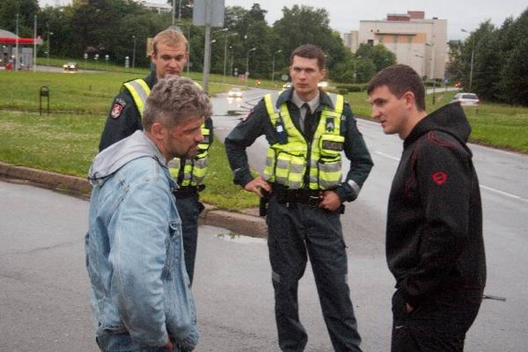 Vilniuje per avariją sunkiai nukentėjo taksi keleivė
