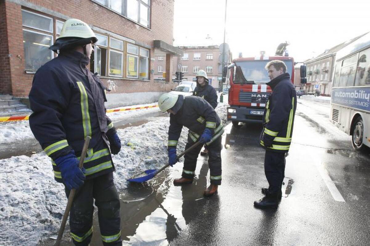 Klaipėdoje, Minijos gatvės name įvyko sprogimas (papildyta 12:45 val.)