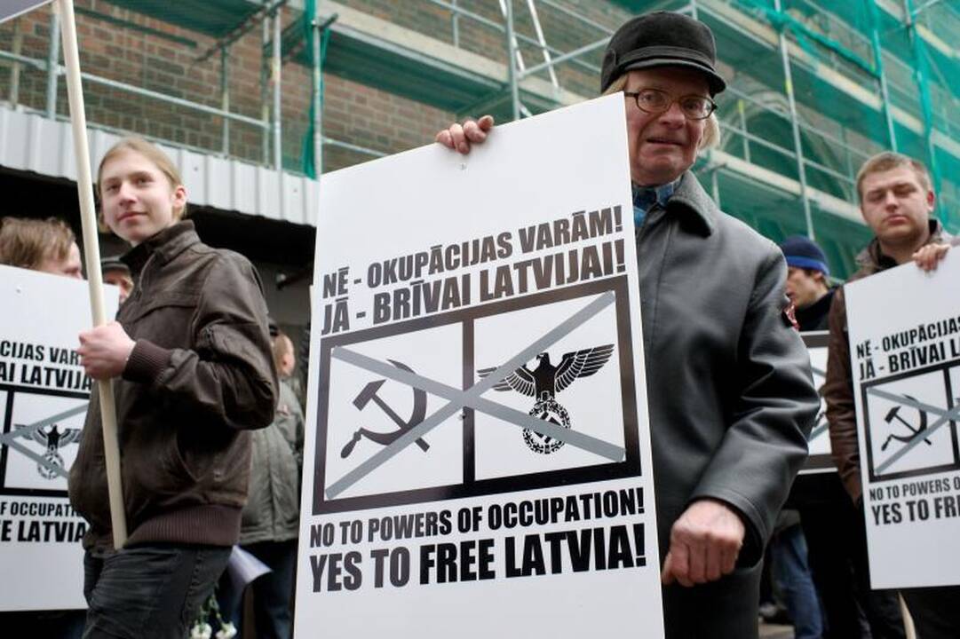 Latvių SS legiono veteranų eitynės Rygoje baigėsi taikiai