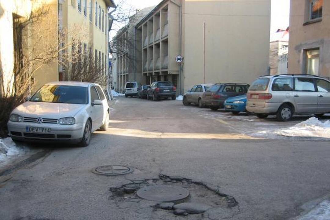 Užfiksuok duobę ir parodyk kitiems (papildyta)