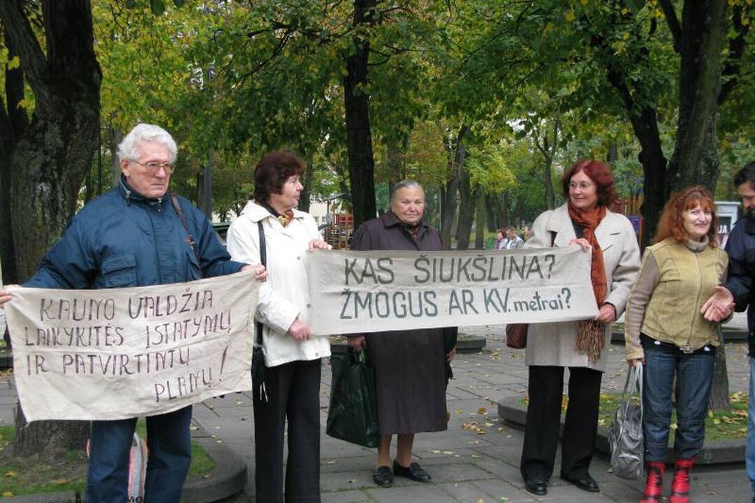 Naujo Muzikinio teatro Klaipėdai teks palaukti