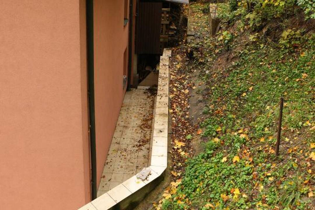 Šalia nuošliaužos Savanorių prospekte tvyro ramybė