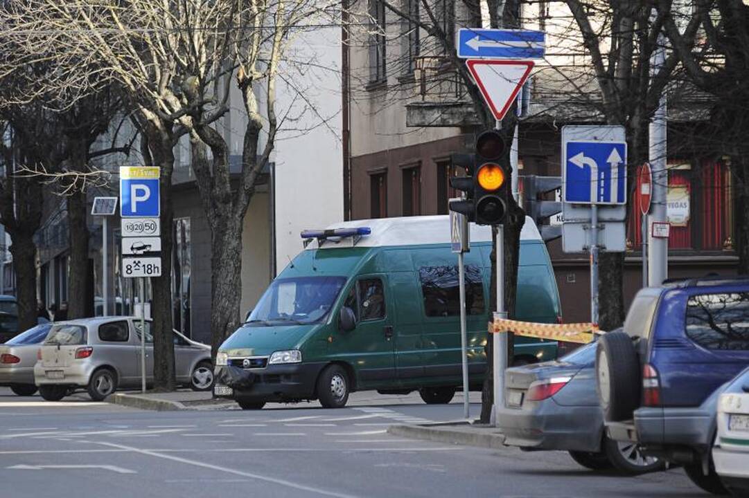 Pranešimas apie sprogmenį išvaikė Kauno apygardos teismą