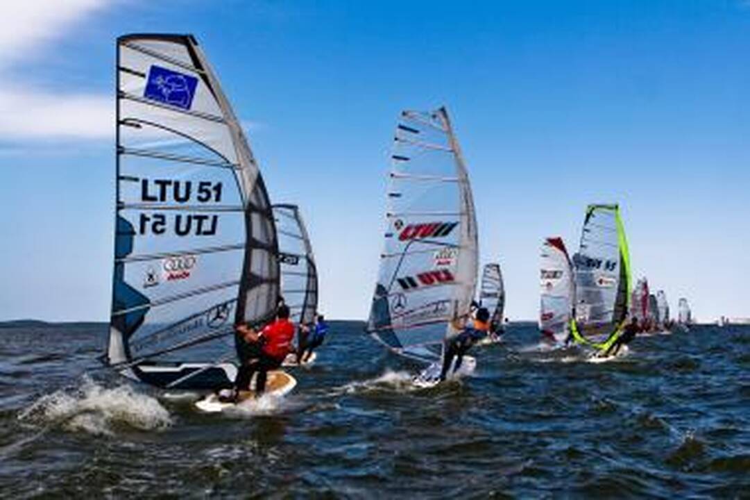 Pamaryje prasidėjo „Baltic Cup“ serijos burlenčių varžybos