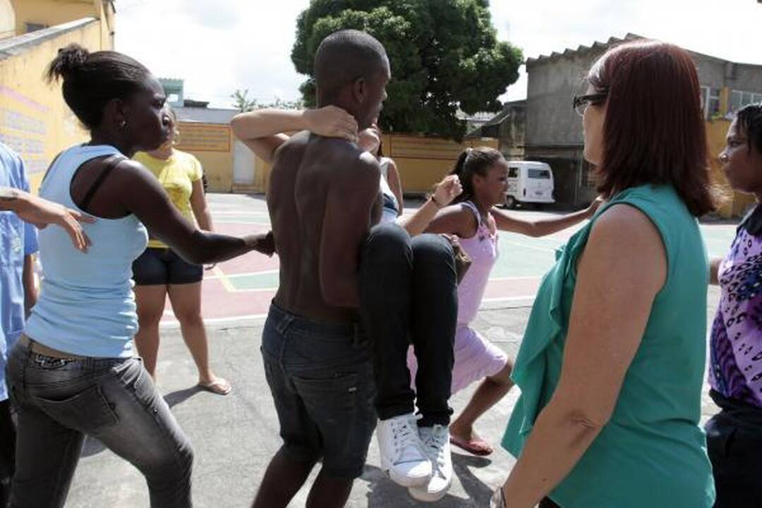 Išpuolį Brazilijos mokykloje ekspertai vadina kruviniausiu šalies istorijoje